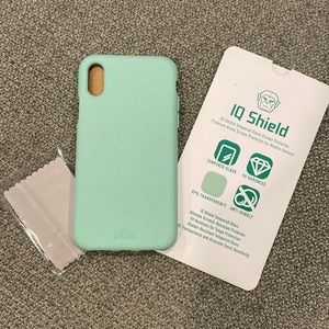 Pela iPhone X / XS blue case with IQ shield screen protector and screen cleaner